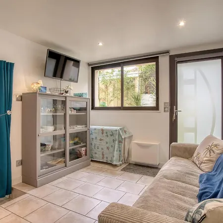 Charmante Maison Proche Apartment Royan