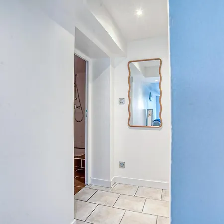 Charmante Maison Proche Apartment *